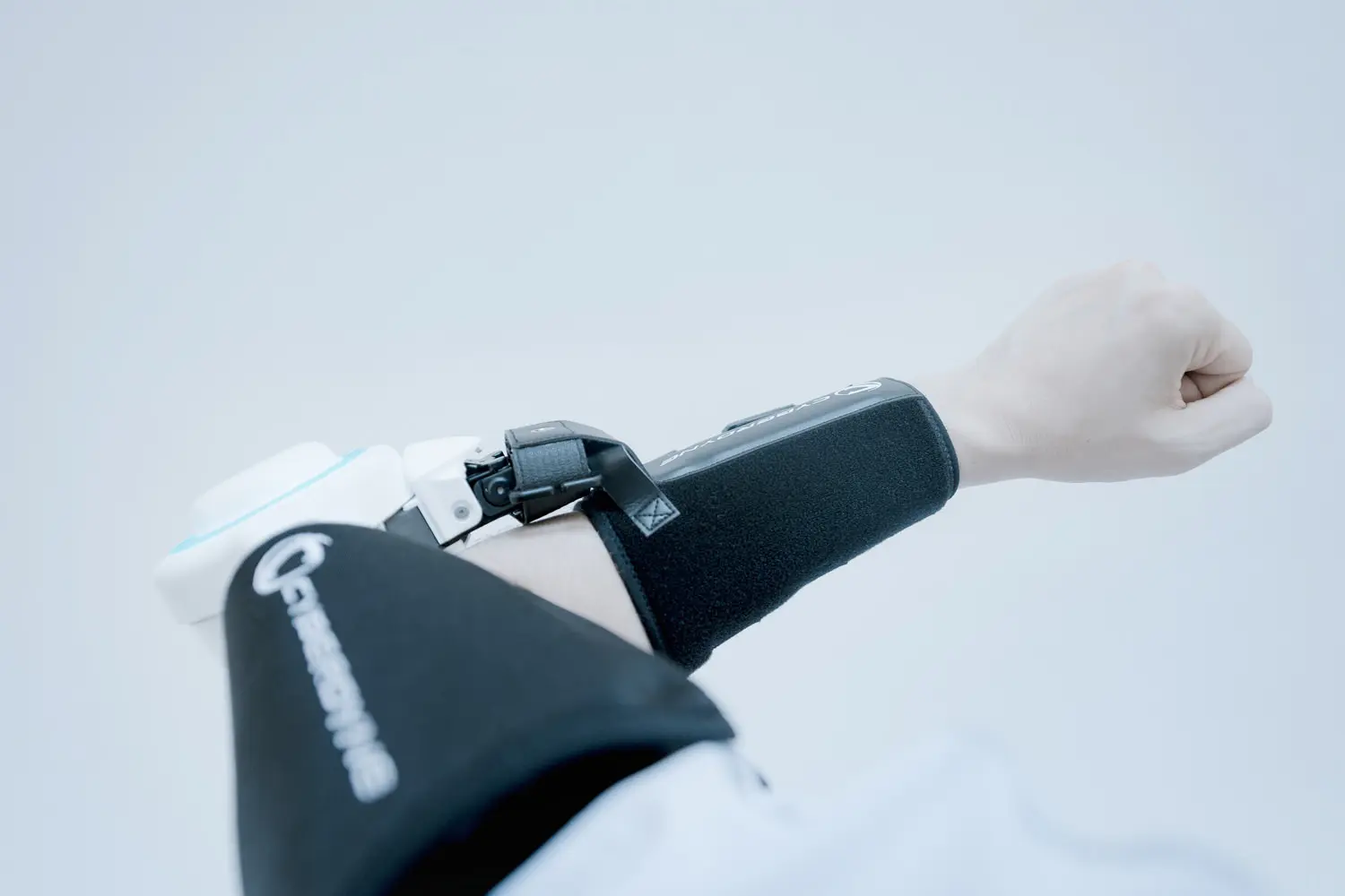 注目のロボットスーツベンチャー「サイバーダイン」が海外投資家向け