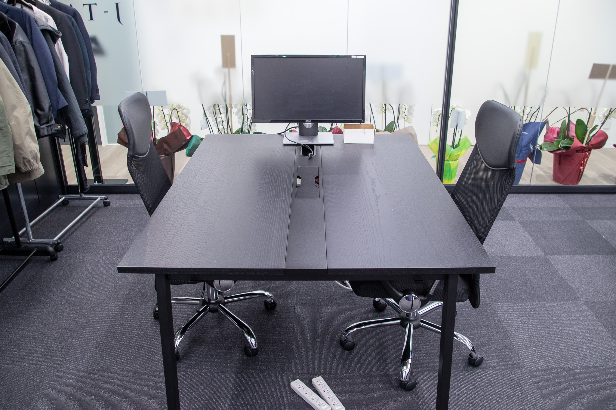 J-TAP_オフィス訪問_簡易ミーティングエリア