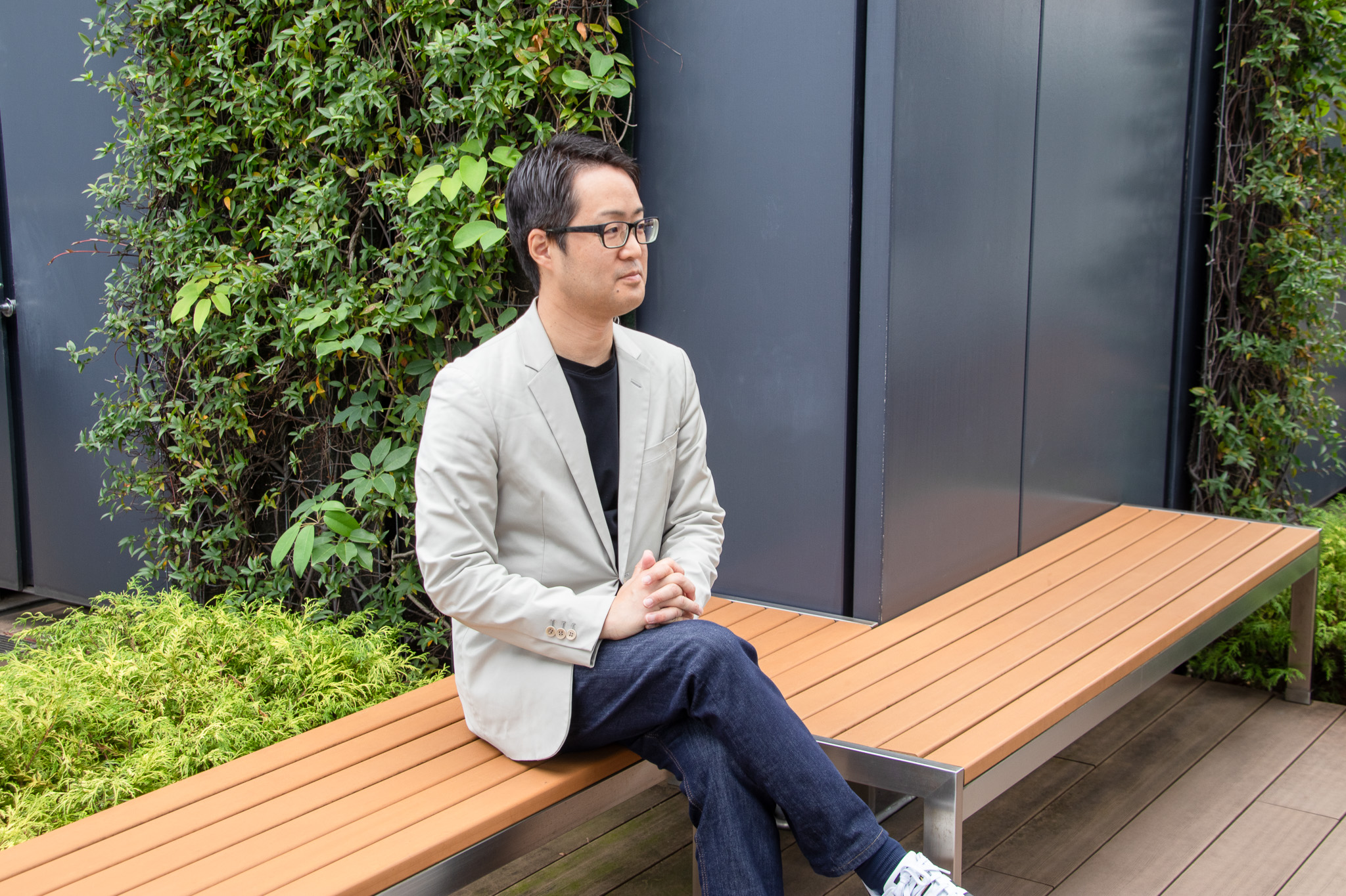 J-TAP_オフィス訪問_手塚編集長