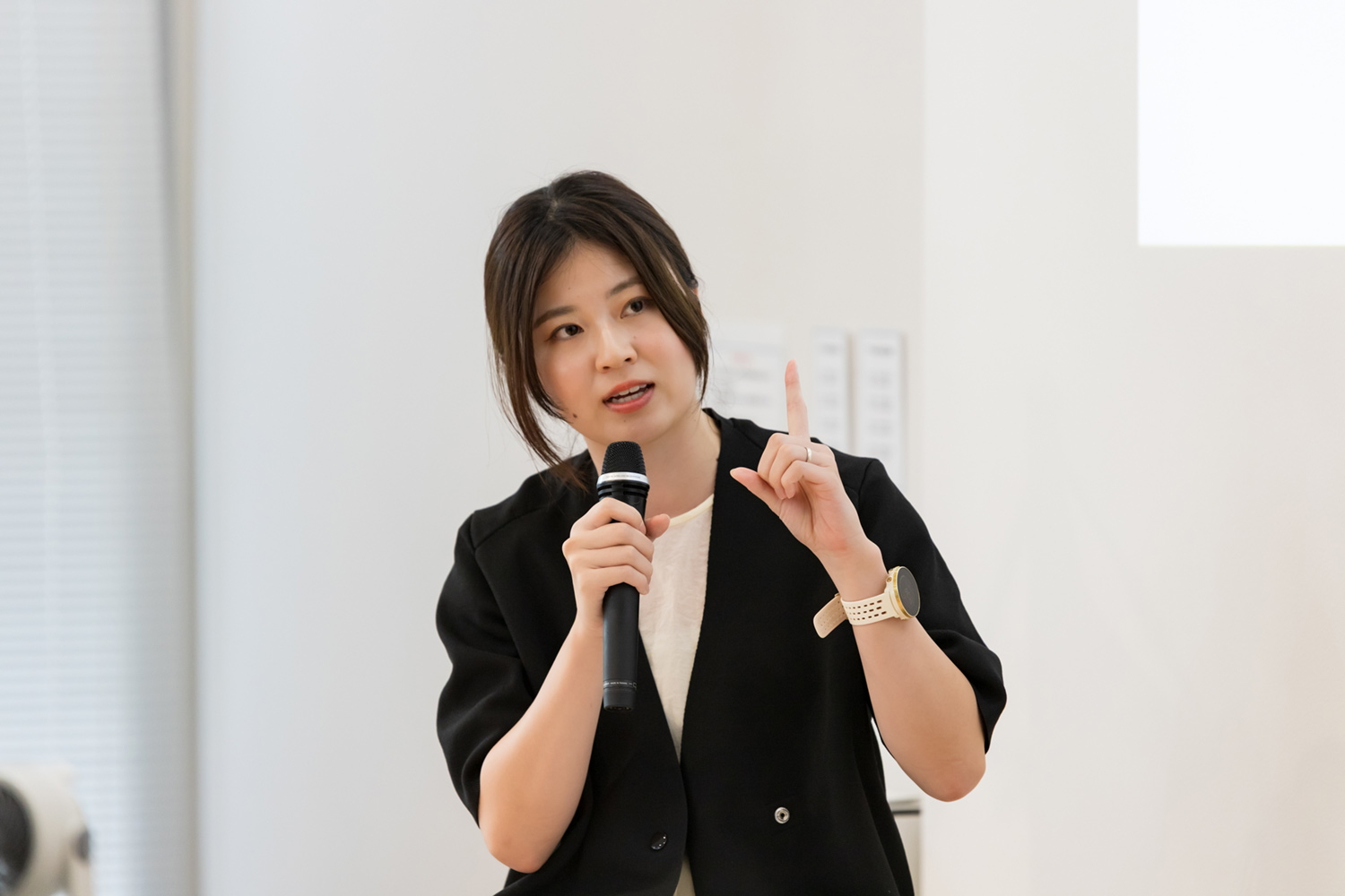 tokumo会計事務所 代表_公認会計士_税理士_安松 綾菜 氏