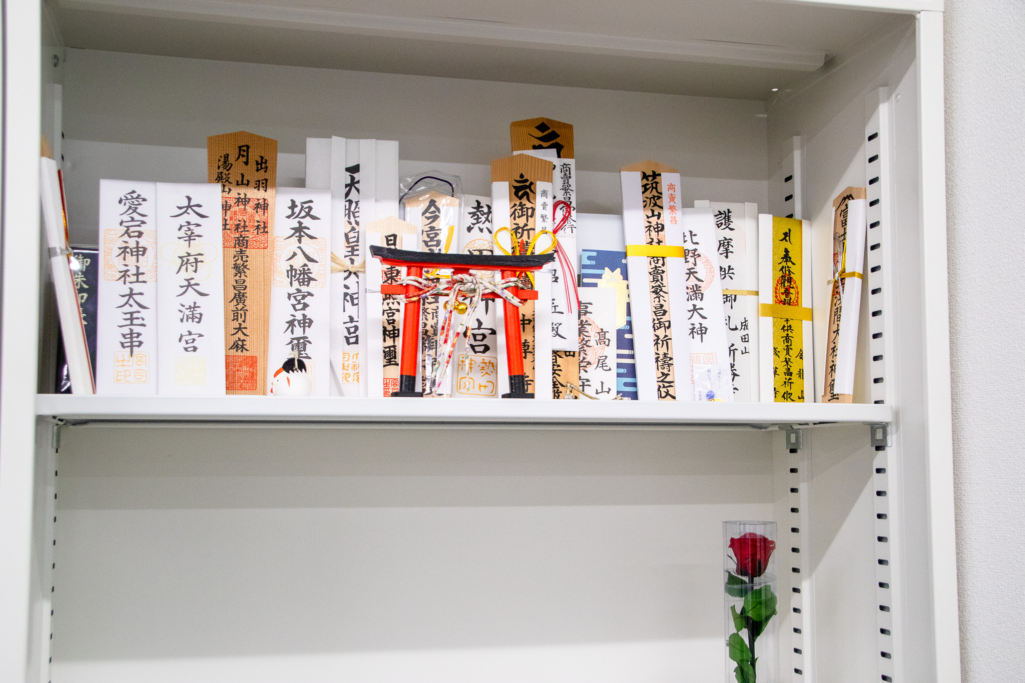 リンクパートナーズ法律事務所_オフィス訪問_手塚編集長_神棚