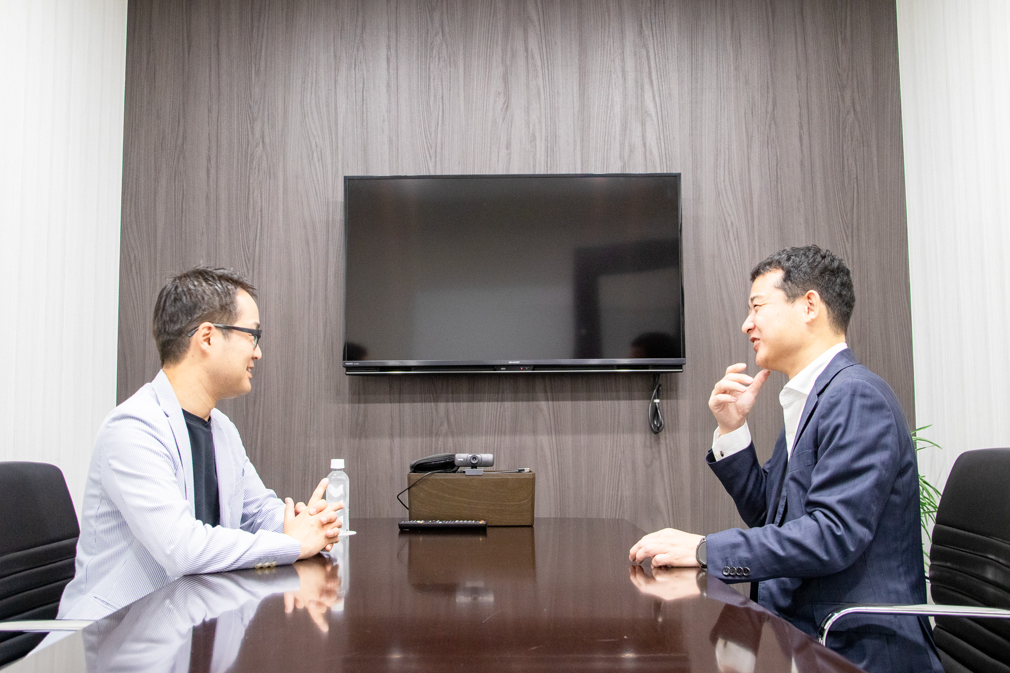リンクパートナーズ法律事務所_オフィス訪問_菅沼 匠 氏_すがぬま たくみ_手塚編集長
