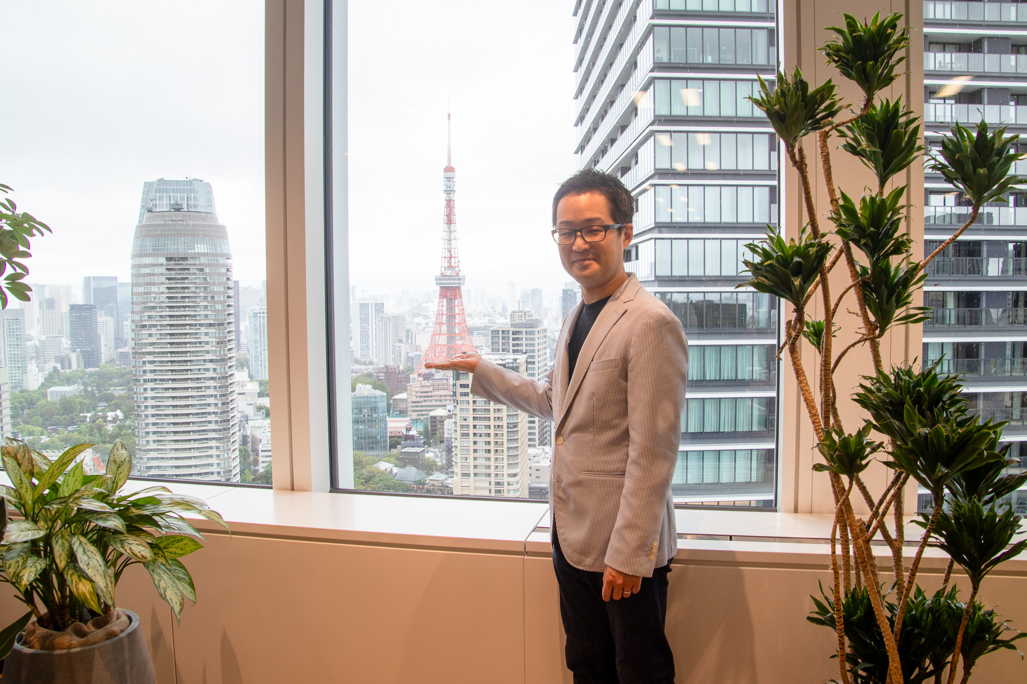 CaN_International国際会計事務所_オフィス訪問_東京タワー_公認会計ナビ_編集長_手塚佳彦